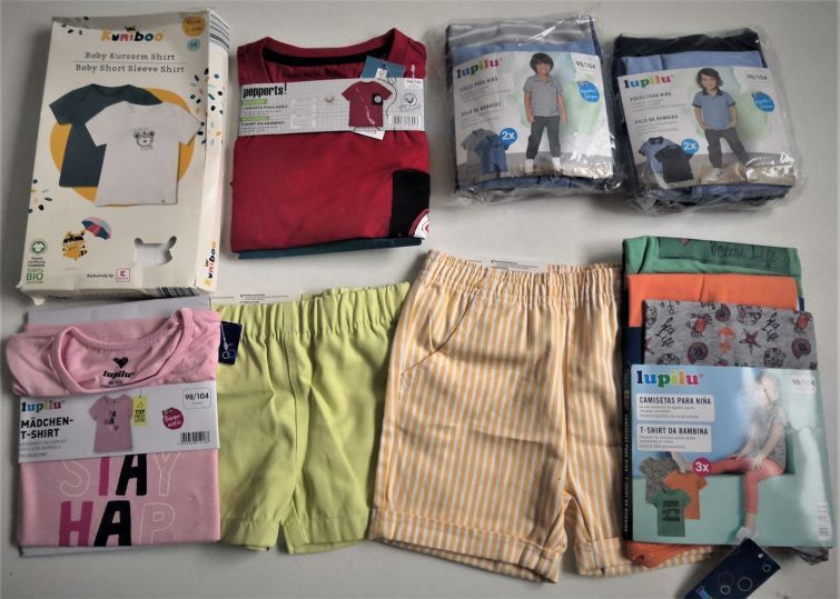 Продам дитячі футболки і дитячі шорти оптом