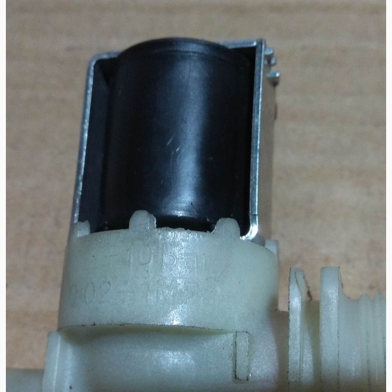 Фото 3. Магнитный клапан Bosch 00648180 стиральная машина