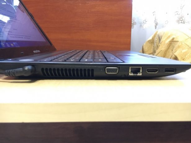 Фото 4. Надежный ноутбук Acer eMachines E732(4ядра 4 гига батарея 2часа)