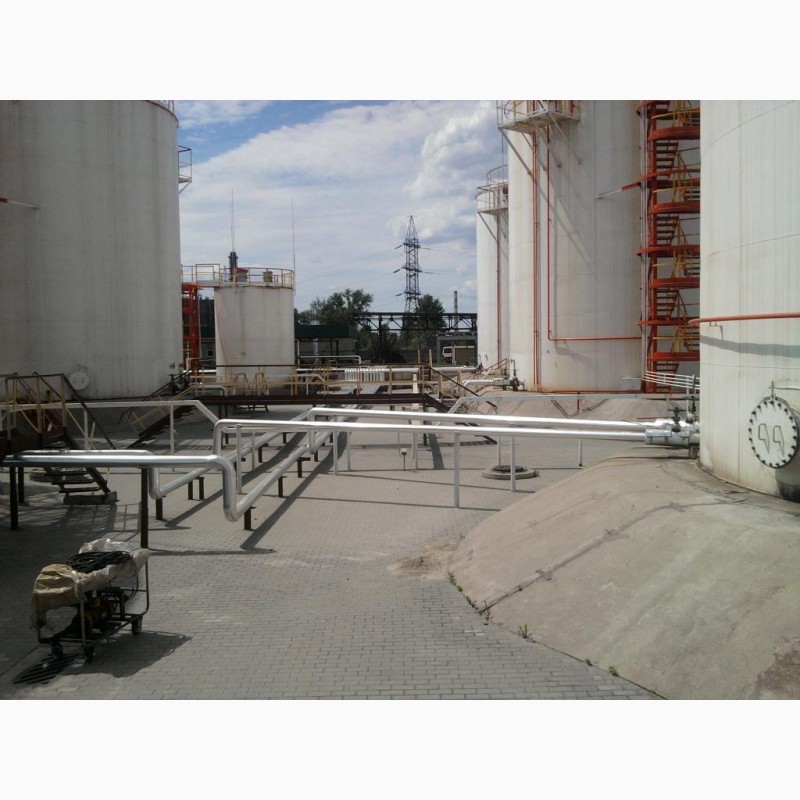 Фото 12. Комплектующие для нефтедобывающего оборудования : насосные станции склада ГСМ