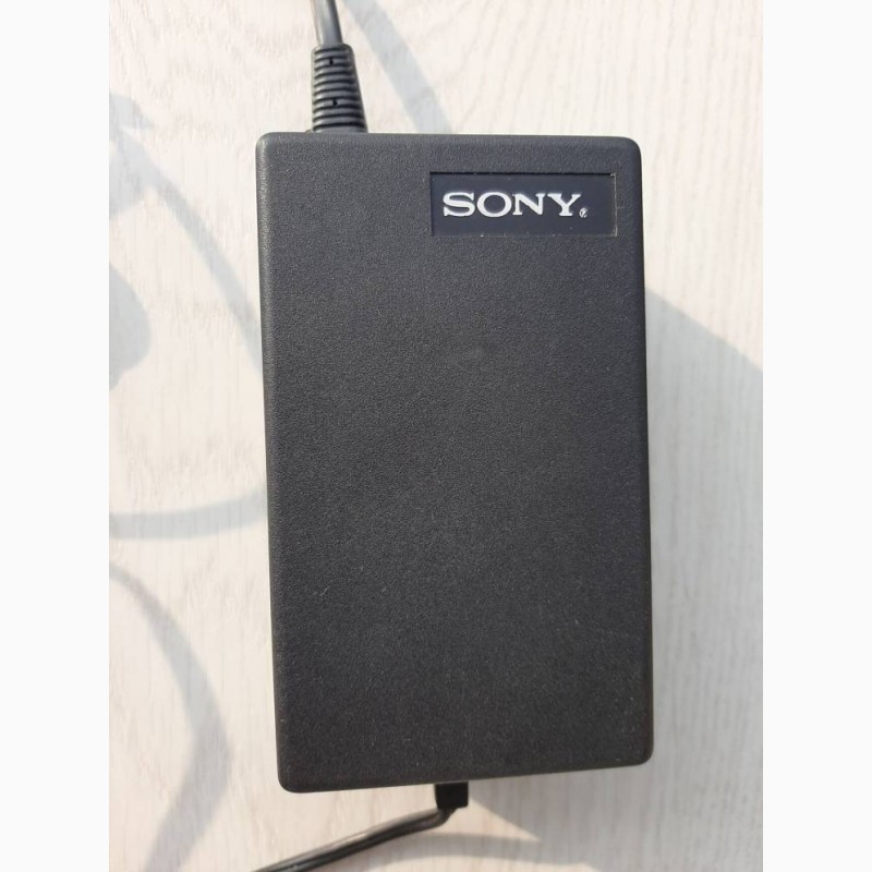 Фото 2. Блок питания для ноутбука Sony AC-456 C