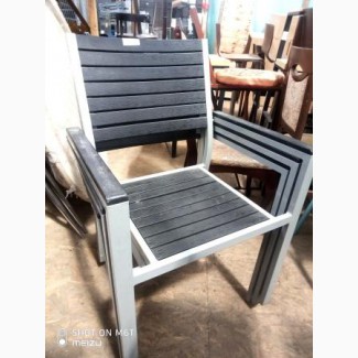 Продам стулья б/у металлические уличные