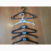 Вешалки-плечики для детской подрастковой одежды