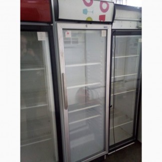 Продам б/у шкаф холодильный UGUR со стеклянными дверцами