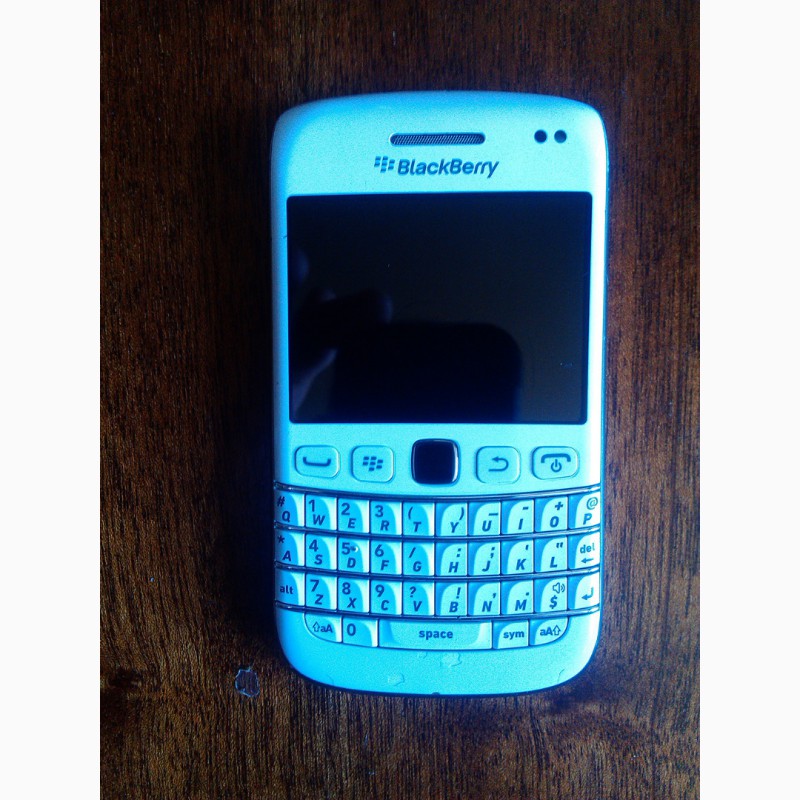 Фото 2. BlackBerry Bold 9790 White