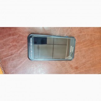 Бронированный смартфон SAMSUNG Galaxy XCover 3