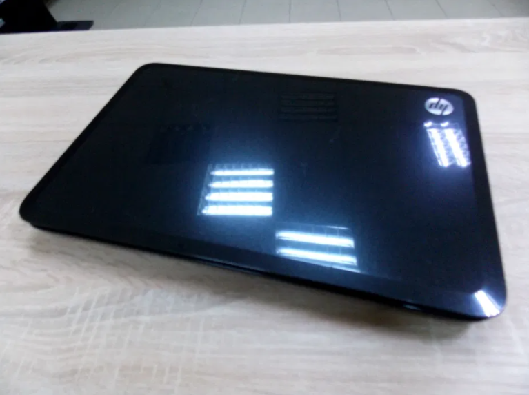 Фото 4. Игровой ноутбук HP Pavilion G7 (4ядра 8 гига)